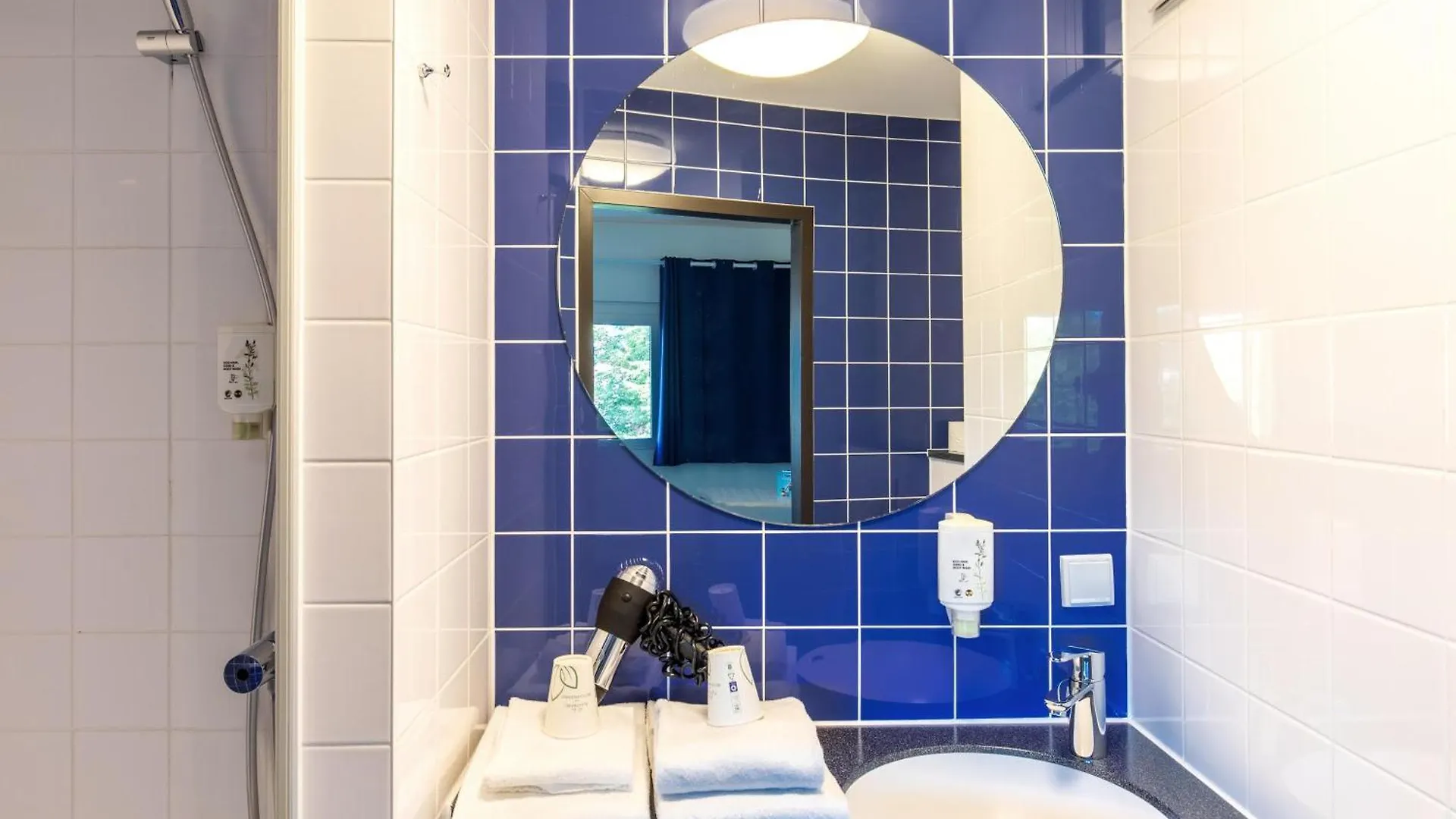 ***  B&B Hotel Hamburg-Altona Germany